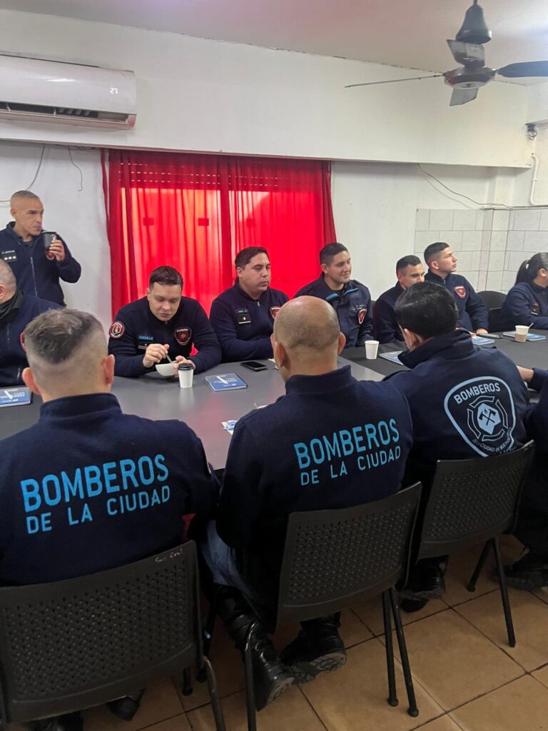 DESAYUNO DE CERCANIA ESTACION VIII NUEVA CHICAGO